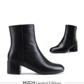AMATA - classic black ankle boots