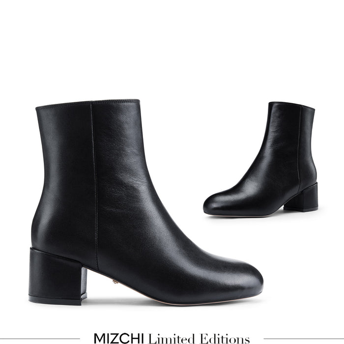 AMATA - classic black ankle boots