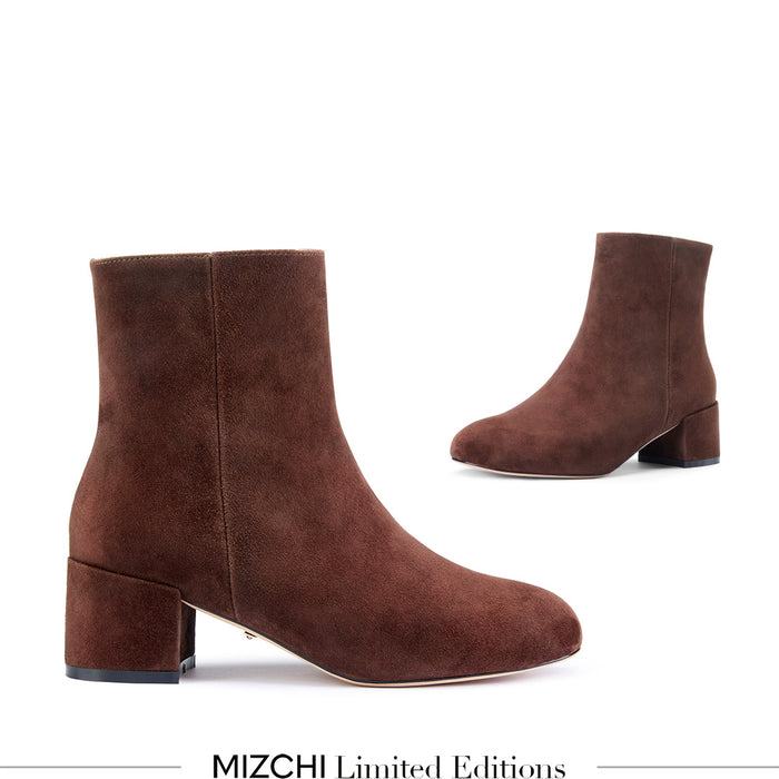 AMATA - classic brown suede ankle boots