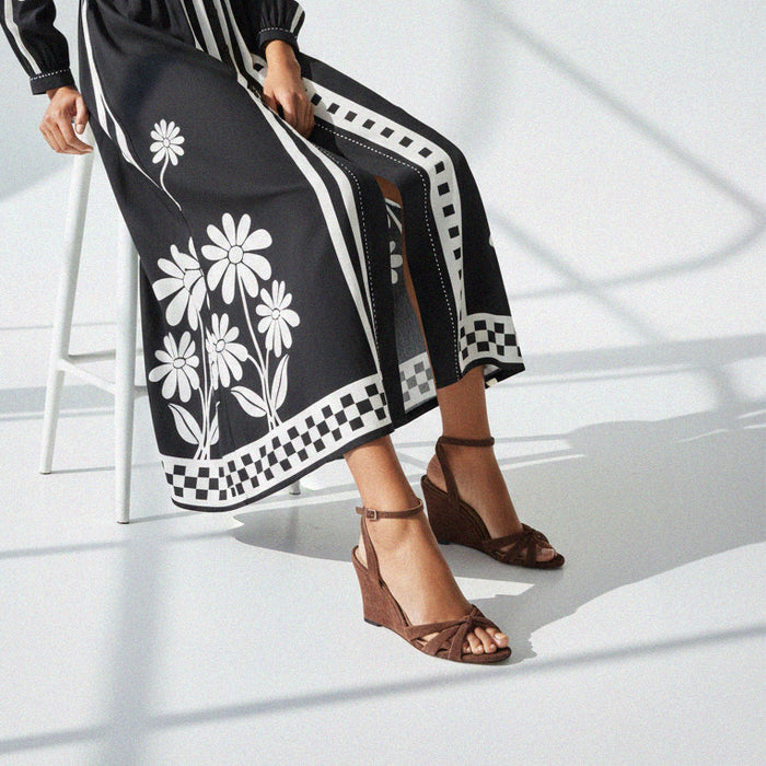 AMELIA BROWN SUEDE - wedge heel sandals