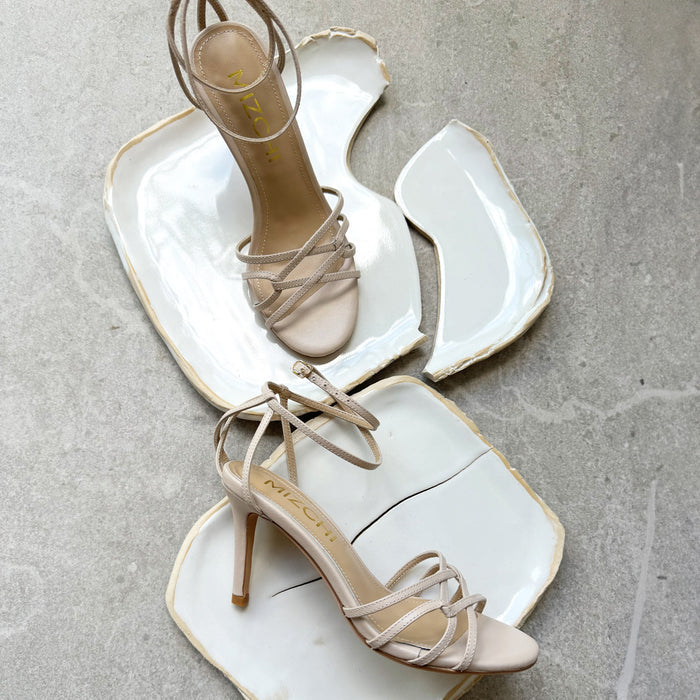 ASTOR - beige leather strappy sandal