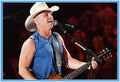 BIOGRAPHY - 1 DVD - KENNY CHESNEY