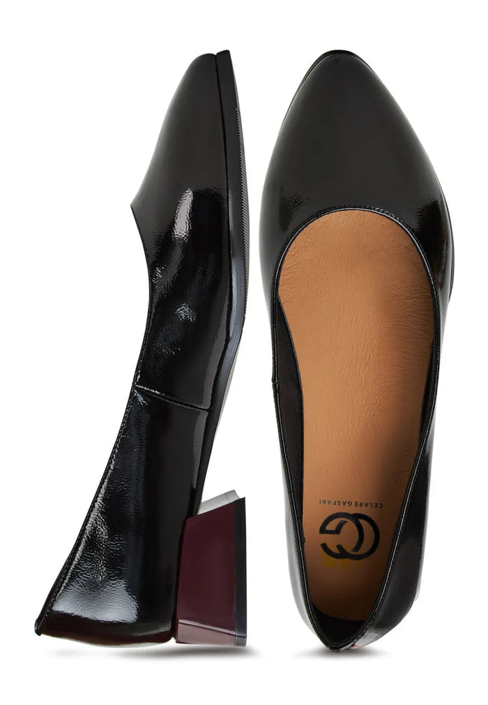 A stylish pair of black block heel ballerinas, the Ingrid black shoes for women, perfect for any occasion.
