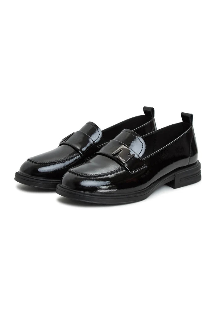 A stylish pair of black women's block heel loafers - perfect combination of fashion and comfort.