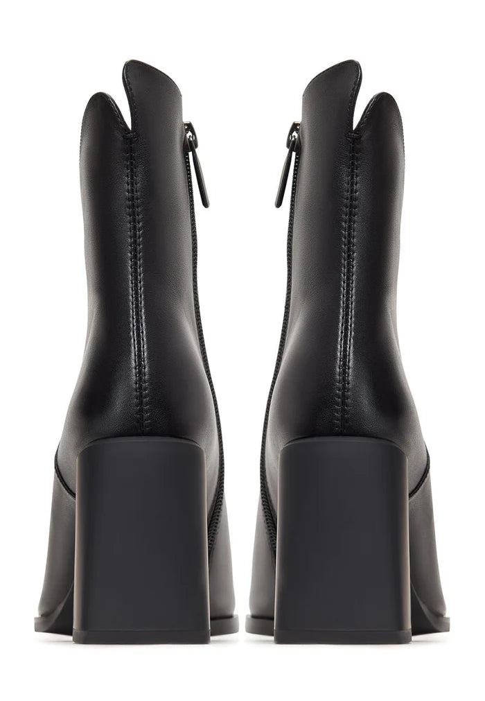 Chic Ankle Boots Aria - Black