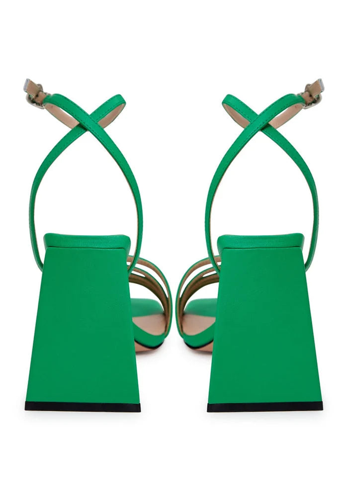 A pair of trendy green chunky comfort sandals, perfect for summer outings and comfortable footwear enthusiasts.