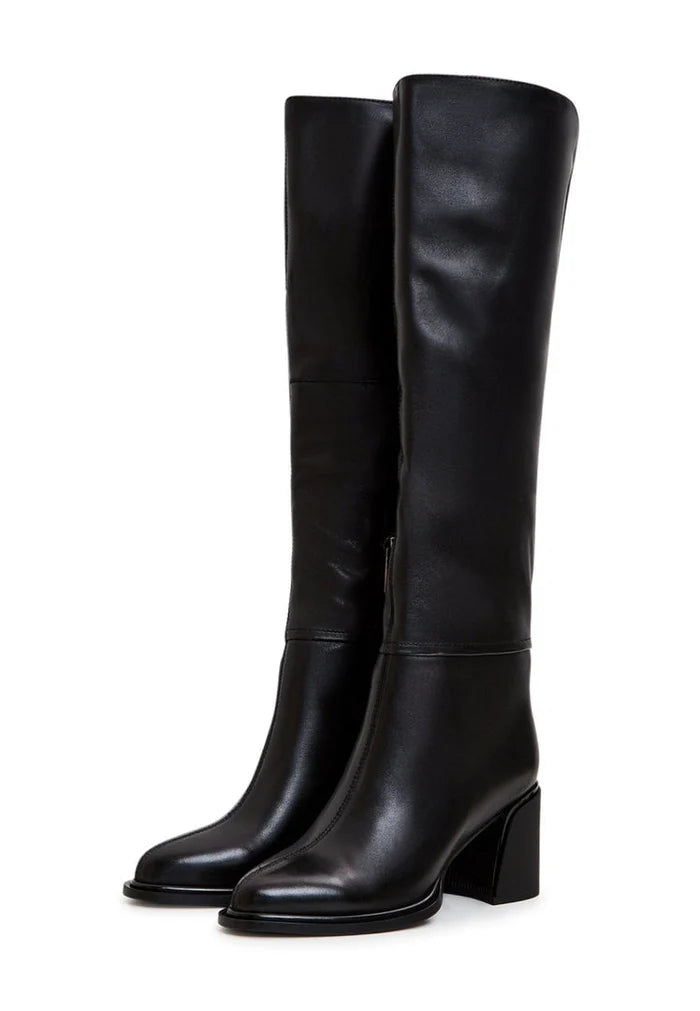 A stylish pair of black block heel boots, classic and versatile black ankle boots for women's footwear fashion.