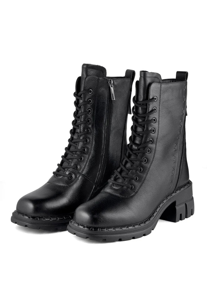 A fashionable pair of women's block heeled boots, perfect for a classic and trendy look.