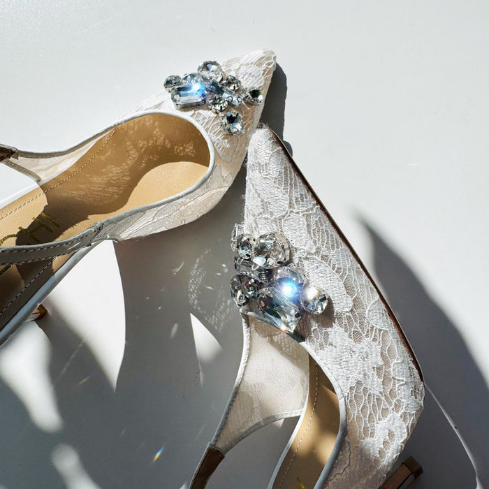DIAMOND- ivory lace slingback