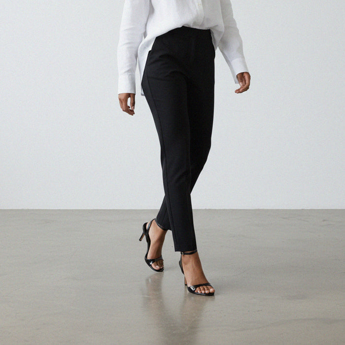 Do Ceu Black - Strappy Leather Sandals