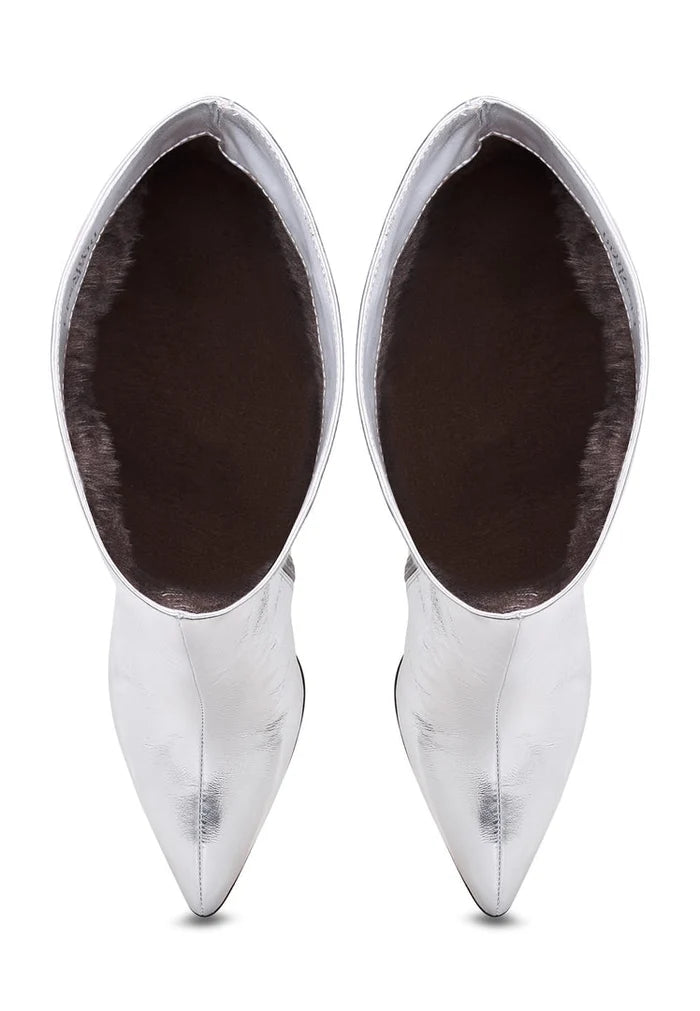 A pair of silver knee-high boots with high heels, perfect for making a trendy statement with elegant metallic footwear.