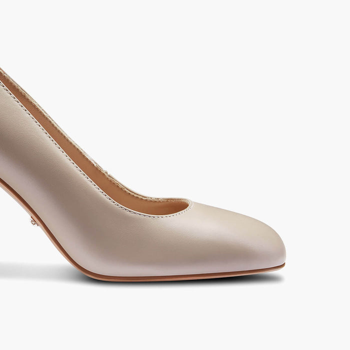 ESHA - beige leather chunky high heel pump