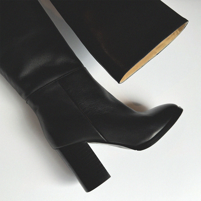 EVIE - black leather knee boots