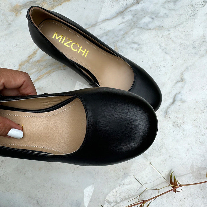 FIONA - black leather chunky heel pump