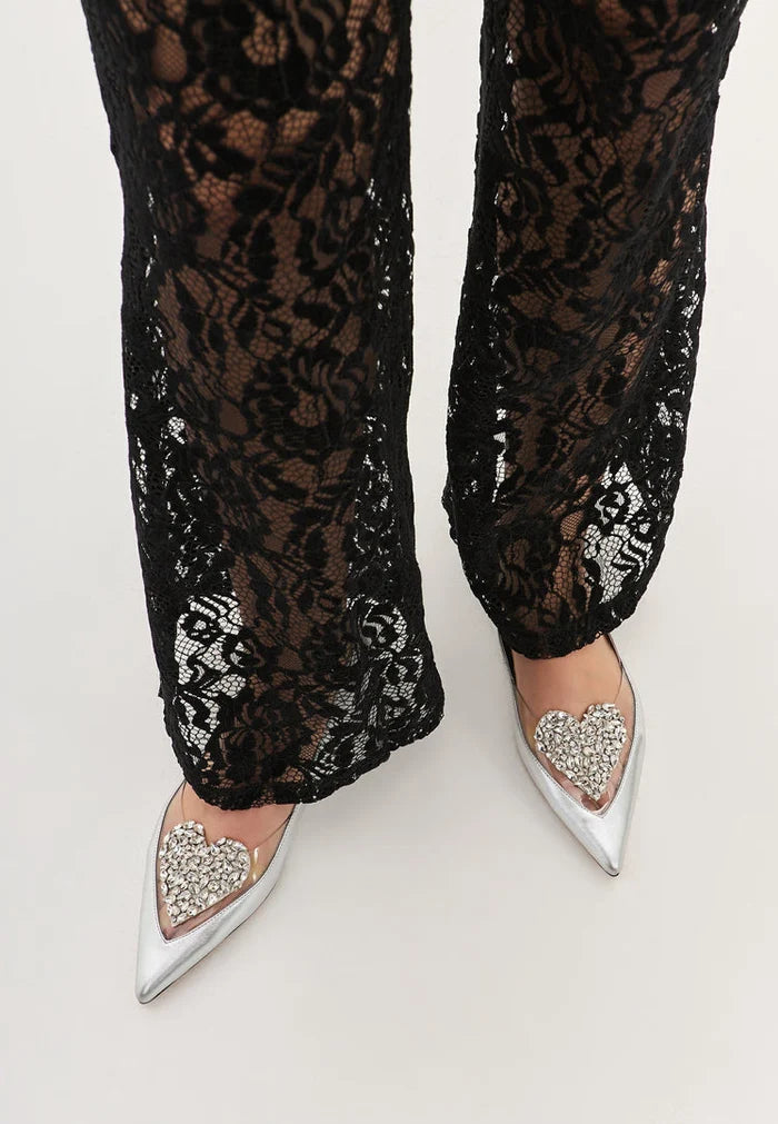 A stylish pair of silver Camila ballerinas, perfect for women looking for flat sole metallic ballet flats.