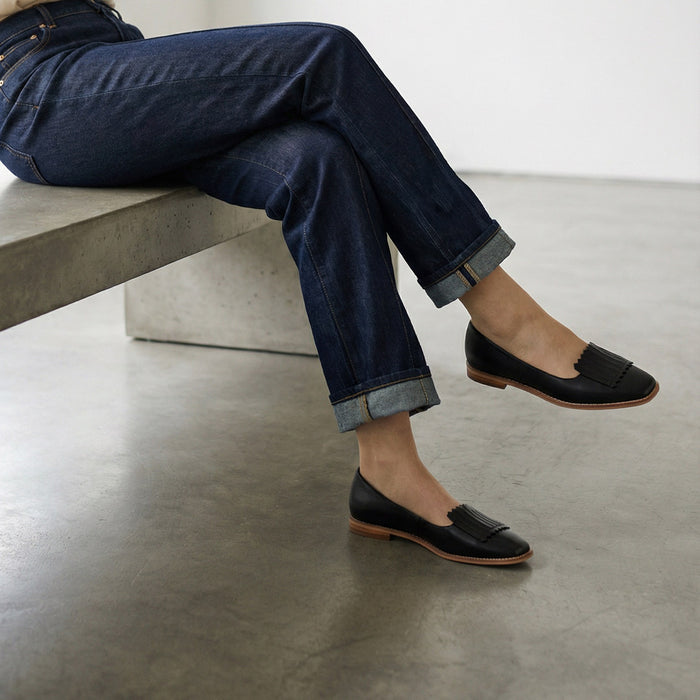 Freshfields Black - Leather Flats