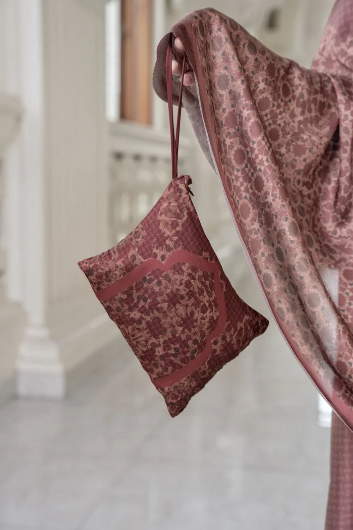 haramain 2 prayer robe in oud red by buttonscarves pouch detail