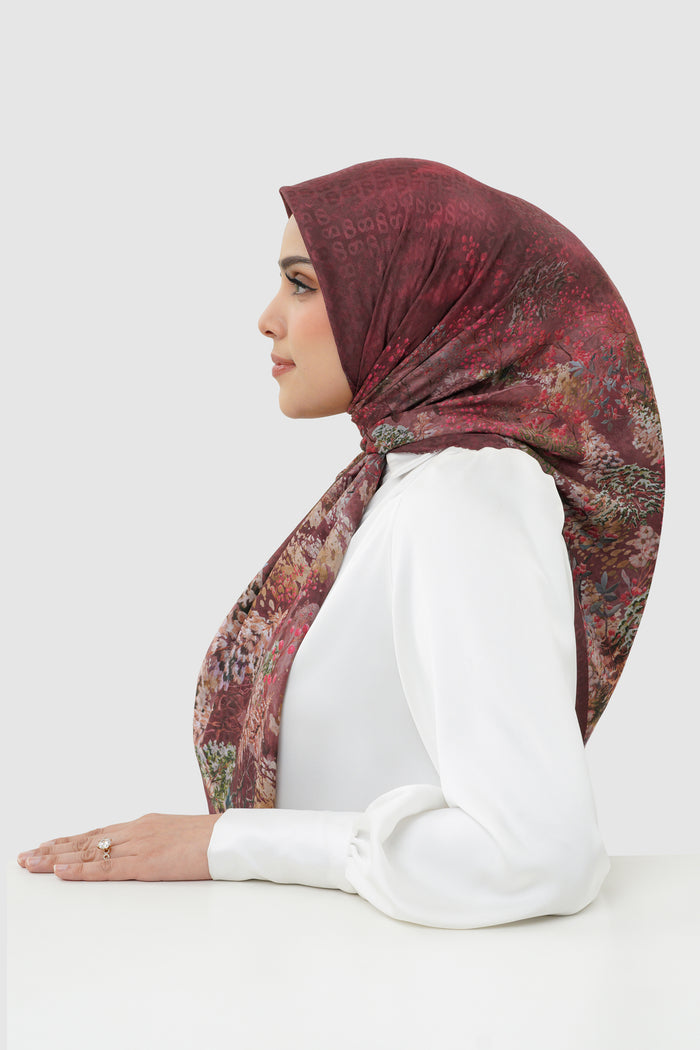 Holiday 3 Jacquard Voile - Crimson