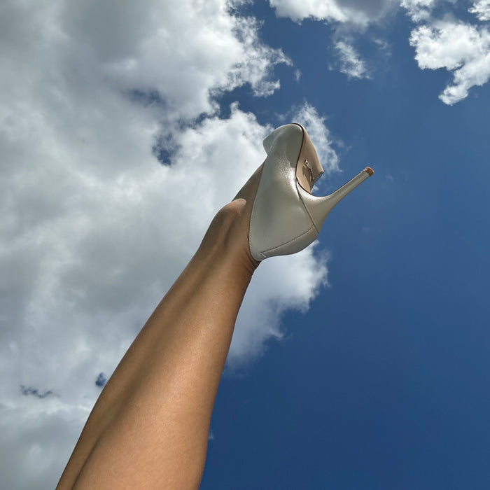 Kayte - Beige Leather Classic Pump