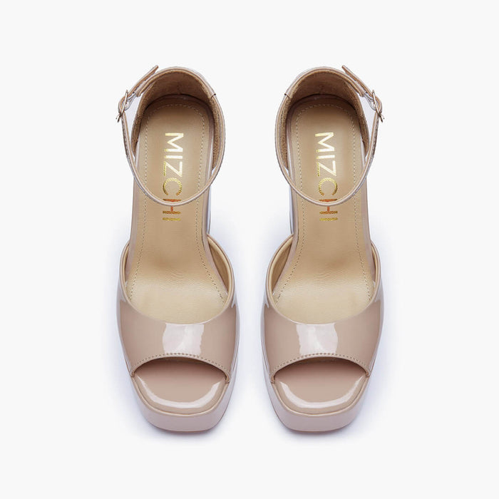 LAURANCE - beige patent platform
