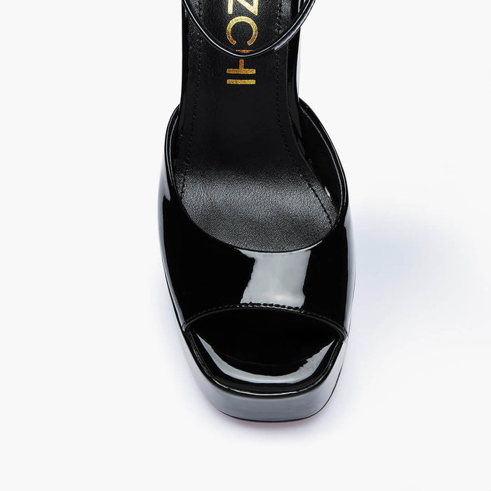 LAURANCE - black patent platform