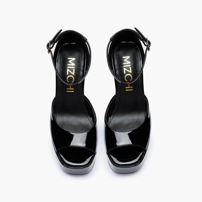 LAURANCE - black patent platform