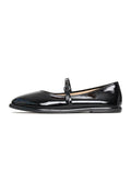 A chic pair of black patent leather ballerinas, the Alba ballerinas, stylish women's ballet flats that are perfect for any occasion.