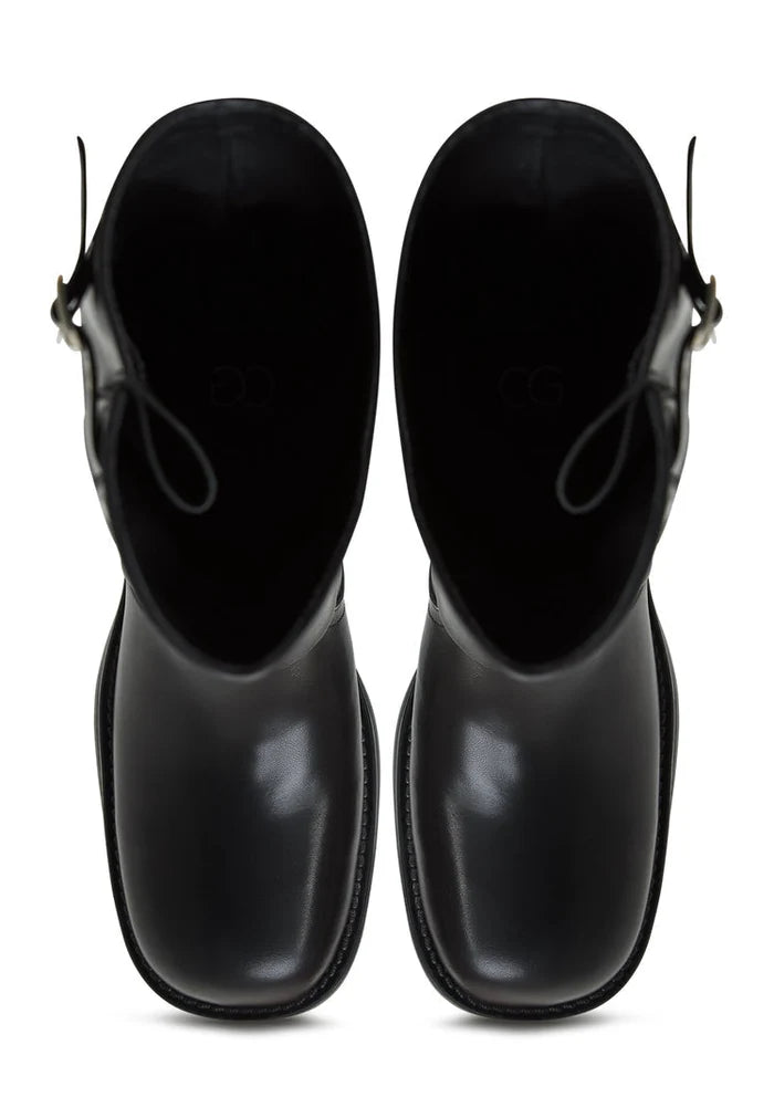 A stylish pair of high-quality black Lily leather boots for women.