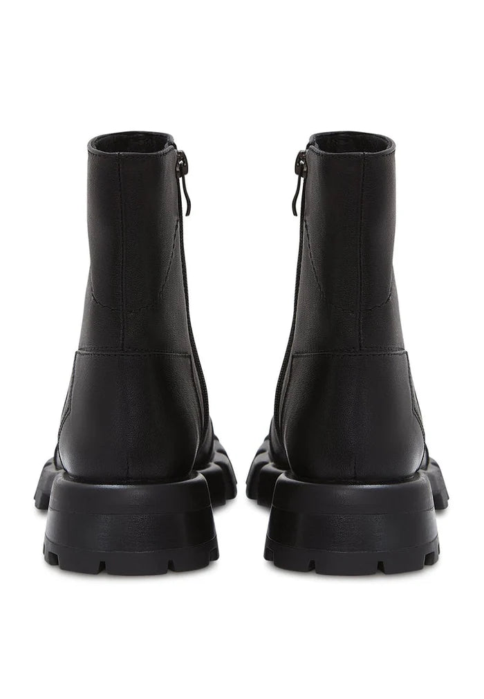 Leather Flat Sole Ankle Boots - Black