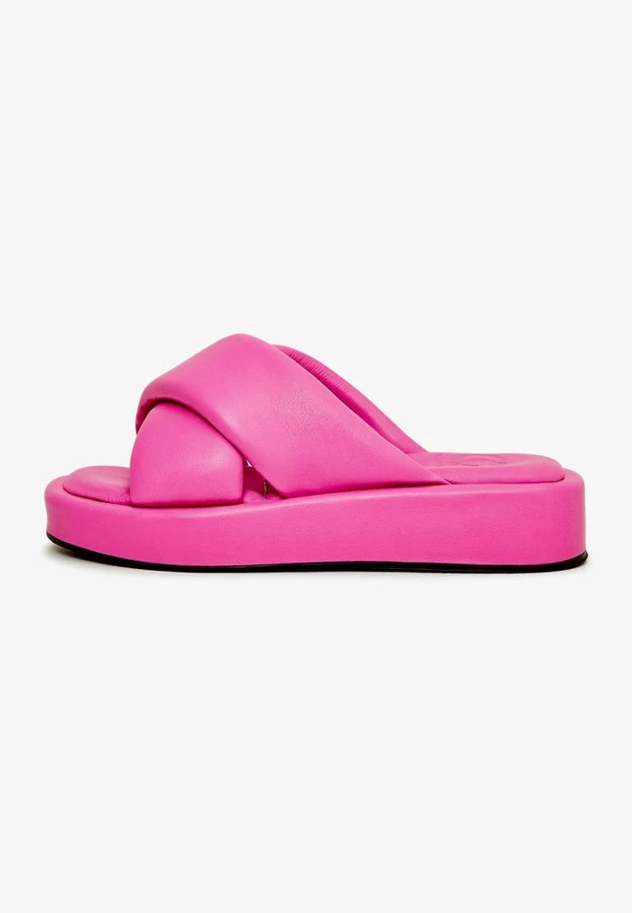 A stylish fuchsia leather platform mule with a chunky heel, the perfect fashionable choice for women's footwear.
