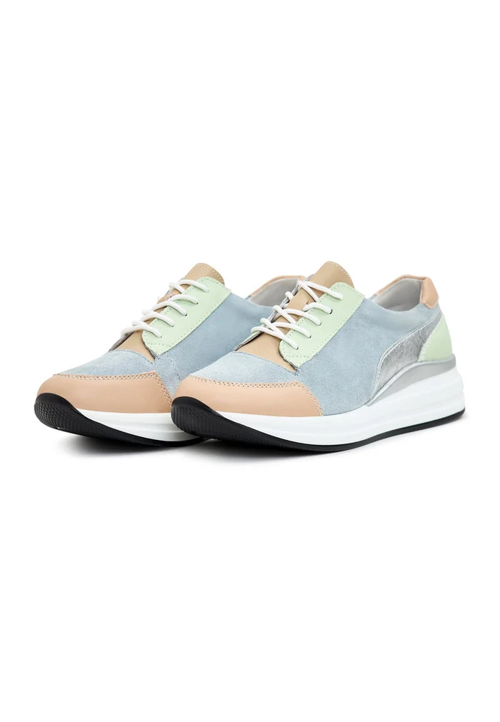 A pair of stylish blue leather sneakers with Eva soles, perfect for casual or athletic wear.
