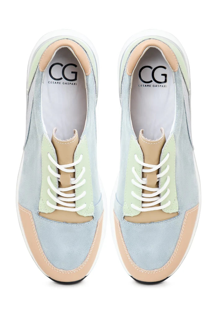 A pair of stylish blue leather sneakers with Eva soles - the perfect blend of comfort and style for everyday wear.