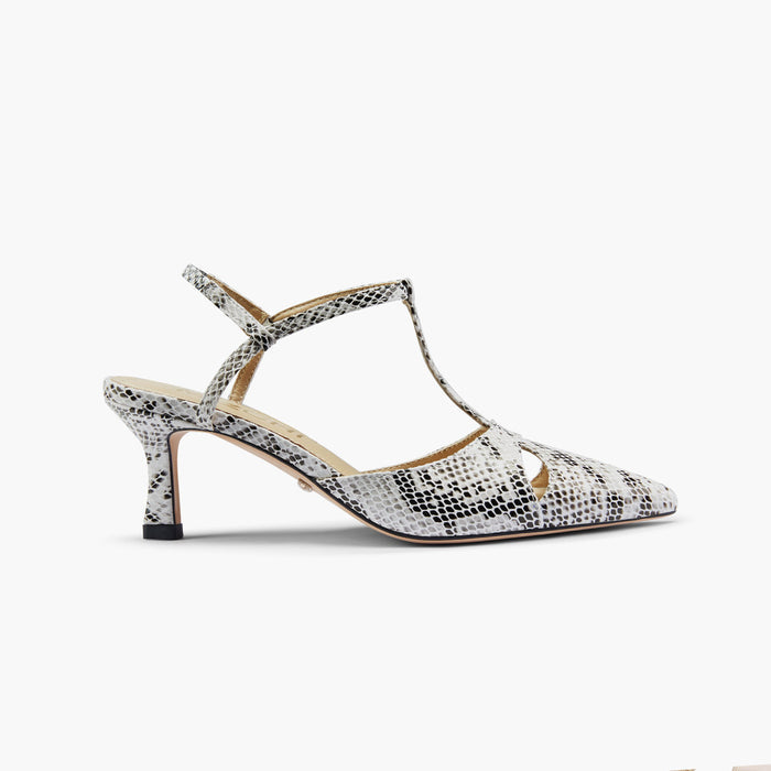 LEGAL - cut out slingback pumps