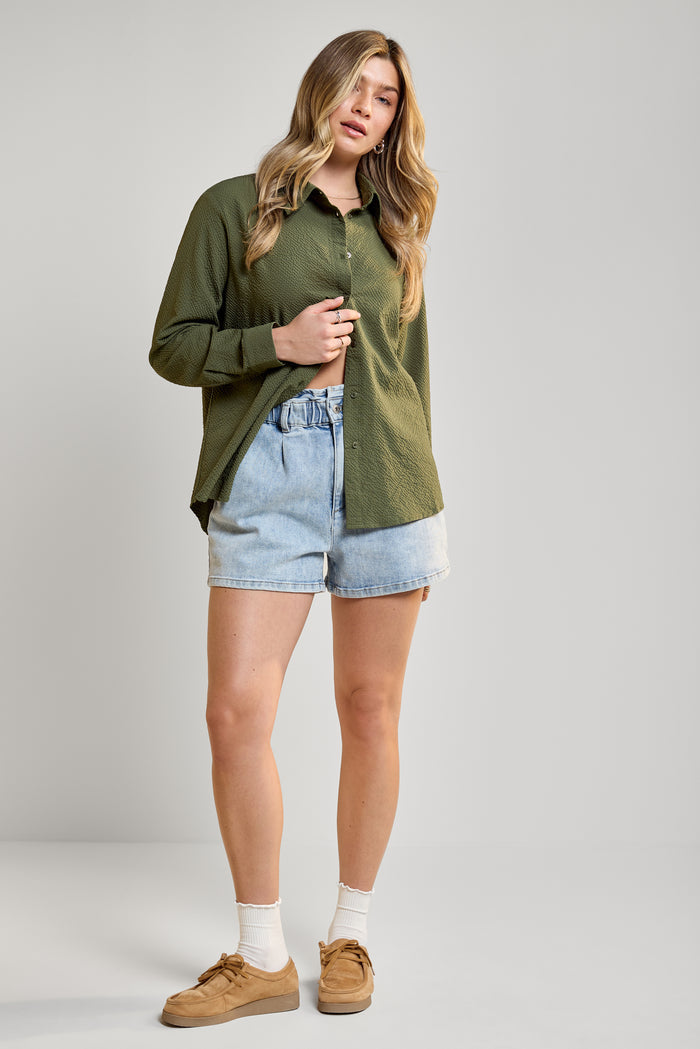 Loose-Fitting Open-Back Shirt - 4095