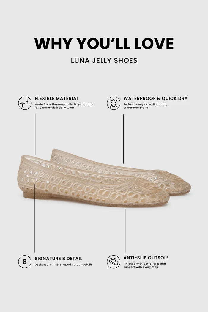 luna jelly shoes in nude with flexible material, waterproof, anti-slip outsole and signature b detail