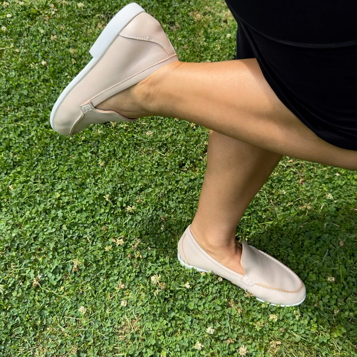 MANON - beige leather loafers