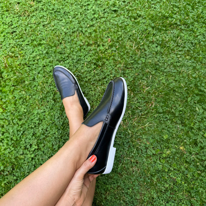 MANON - black leather loafers