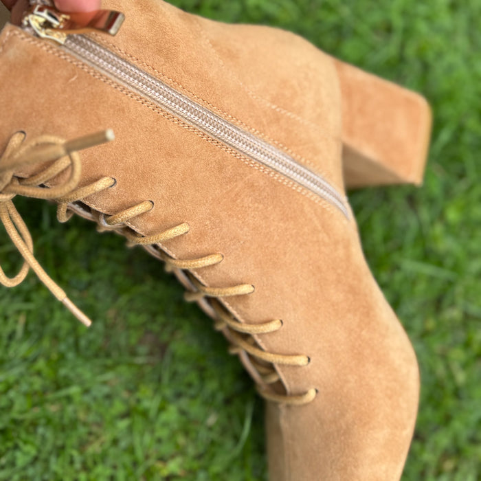 MILO BEIGE- suede lace up bootie