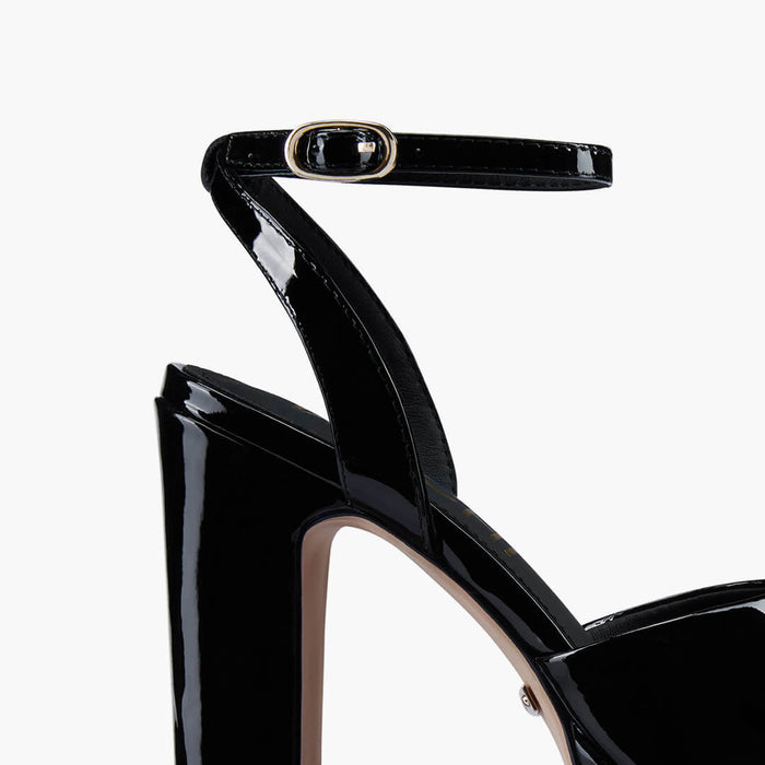 NOMES 13 - black patent platform