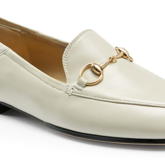 ROCHELLE IVORY - leather loafers
