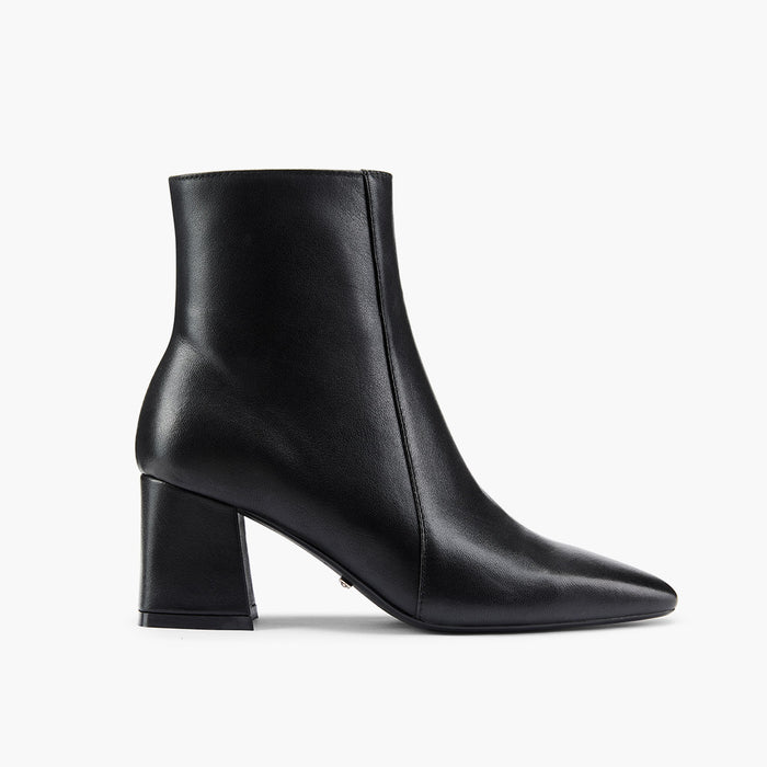ROXANNE BLACK - leather ankle boots