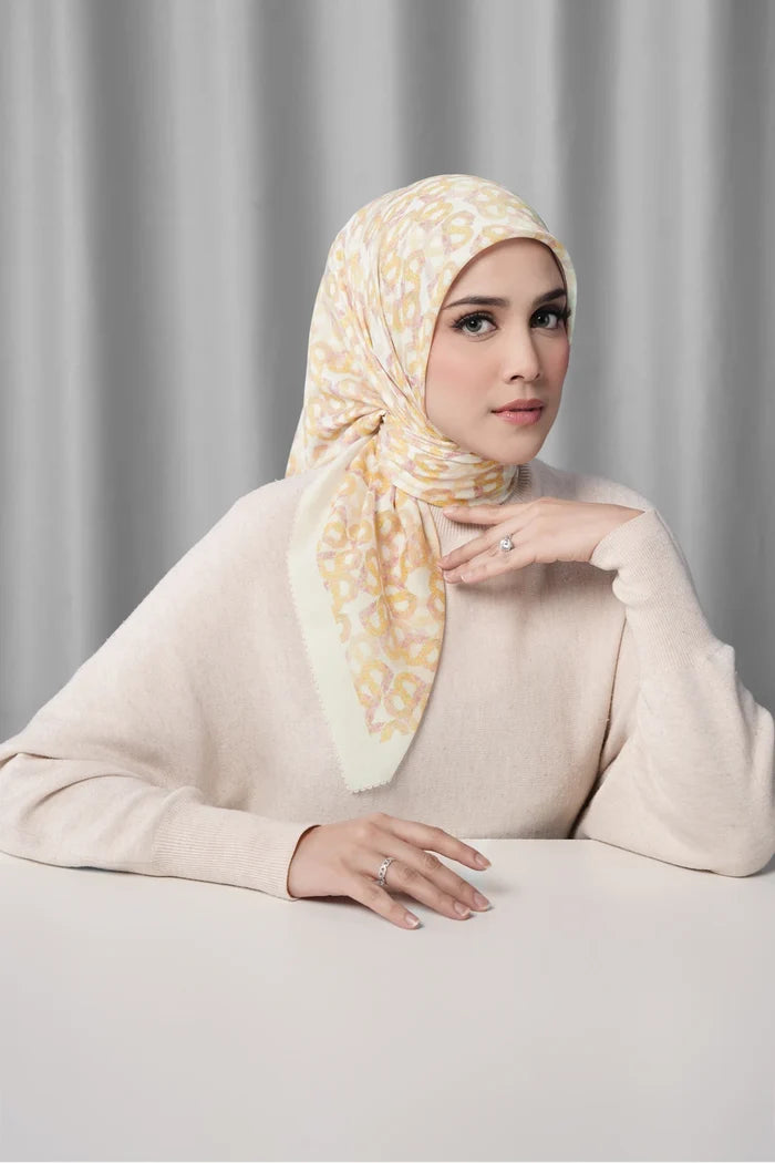samla de fleur scarf in lily white by buttonscarves