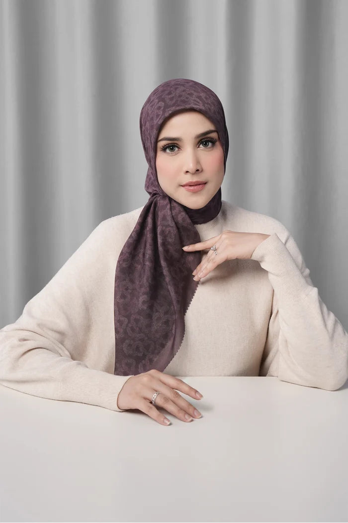 samla de fleur scarf in plum by buttonscarves