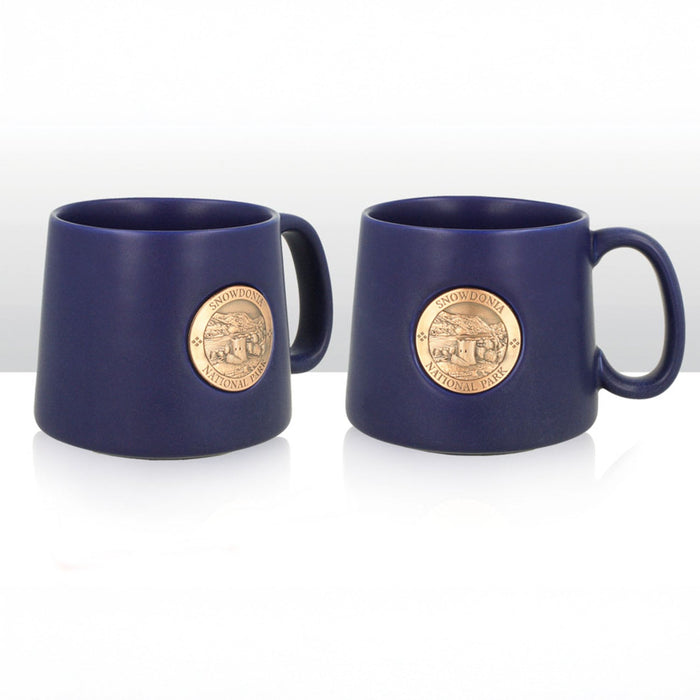 Snowdonia Metal Disc Blue Tapered Mug 0012