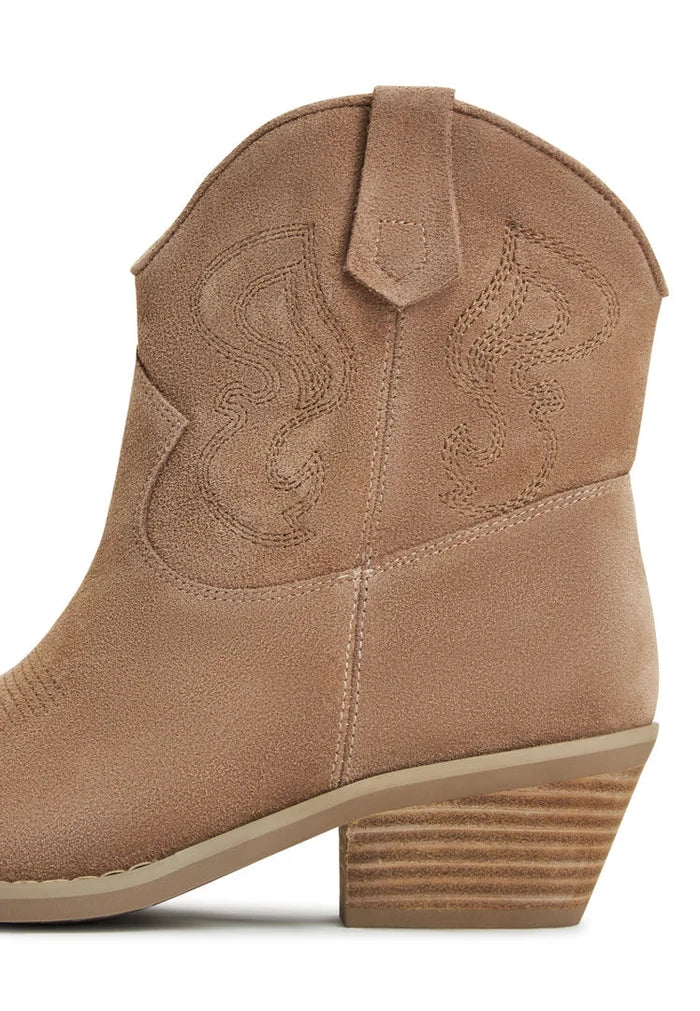 A stylish pair of Natalie brown suede cowboy boots, perfect for adding a western touch to your cowgirl fashion.