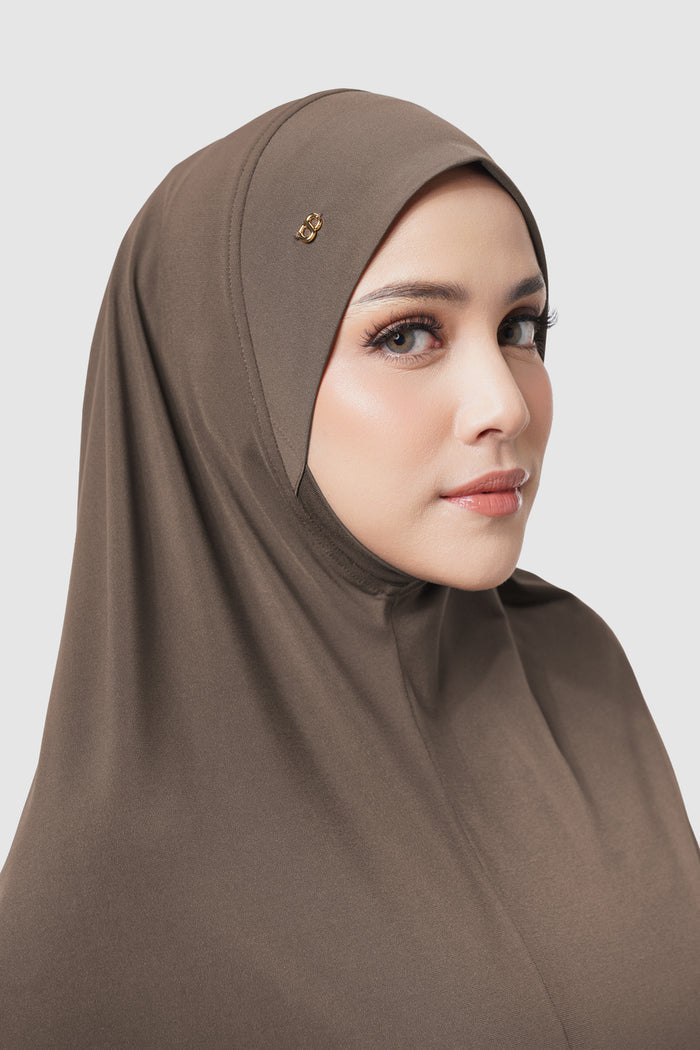 swyft slip on scarf in fudge by buttonscarves detail