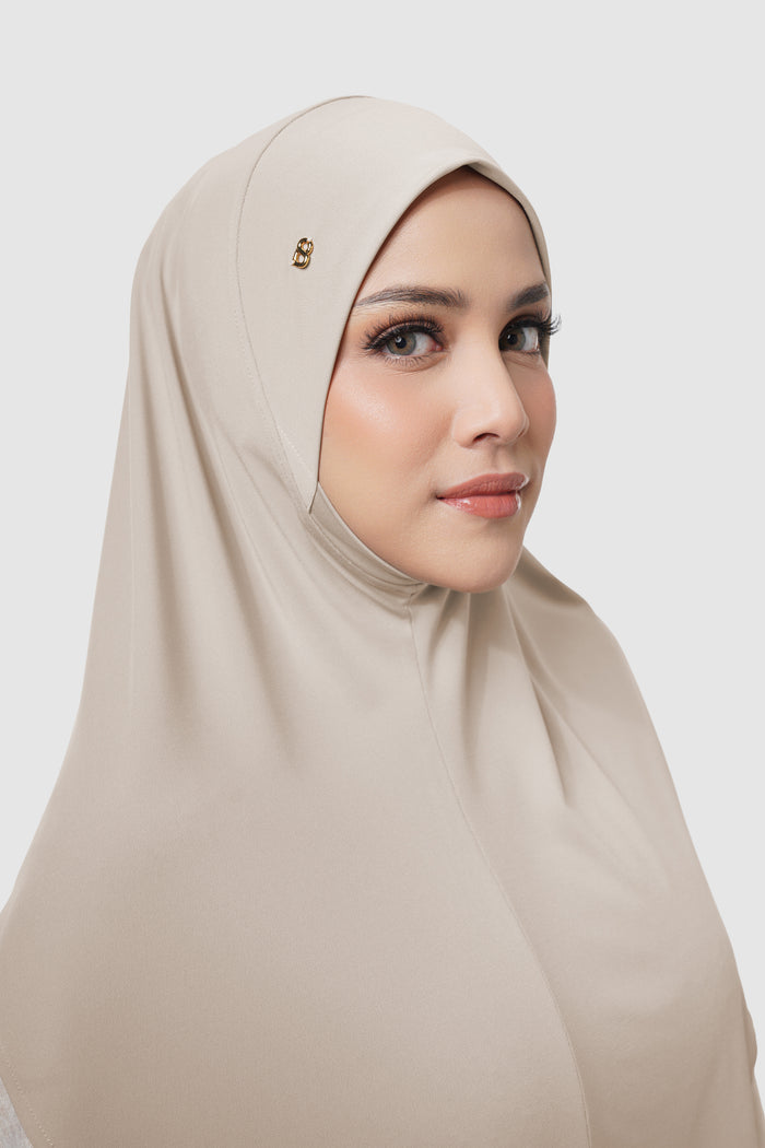 swyft slip on scarf in khaki by buttonscarves detail