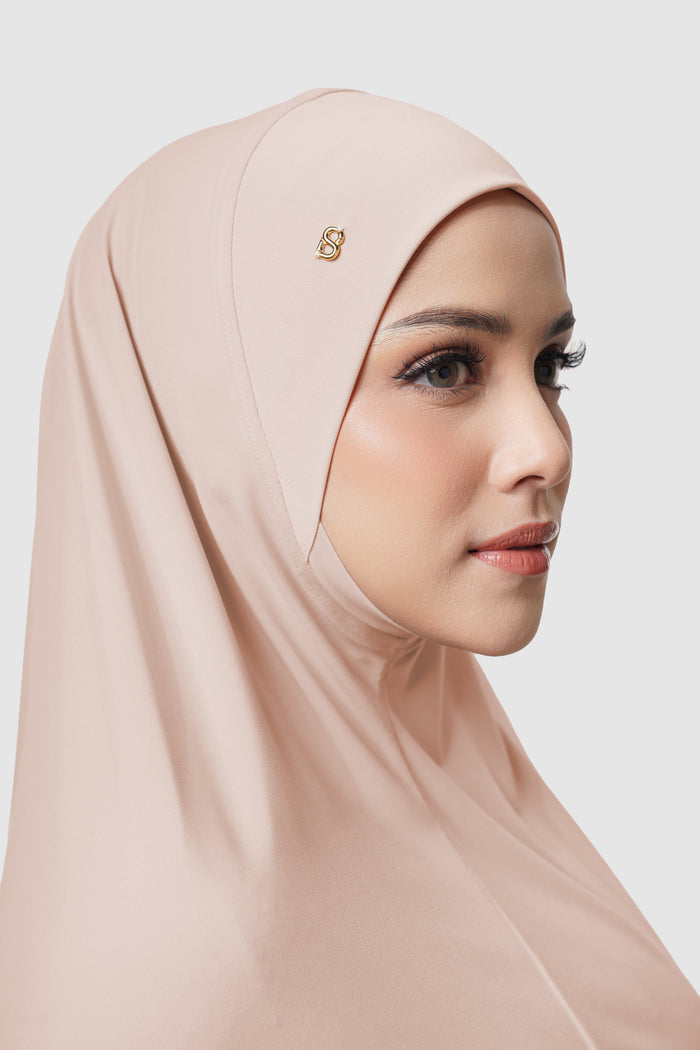 swyft slip on scarf in rose dust by buttonscarves detail