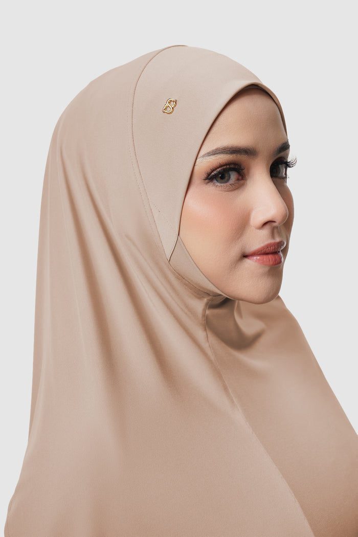 swyft slip on scarf in taupe by buttonscarves detail