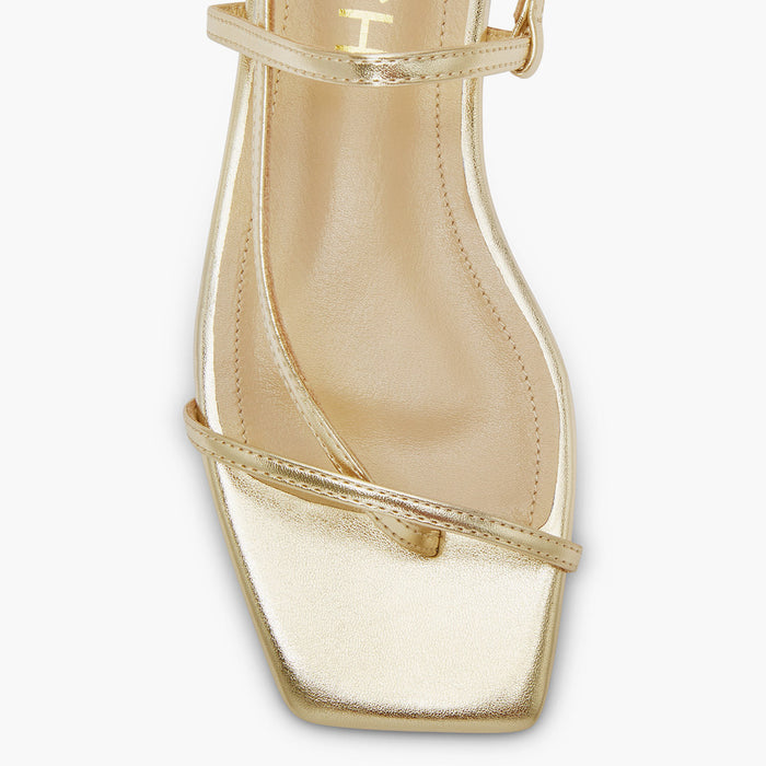 Sylus Gold - Strappy flat Sandals